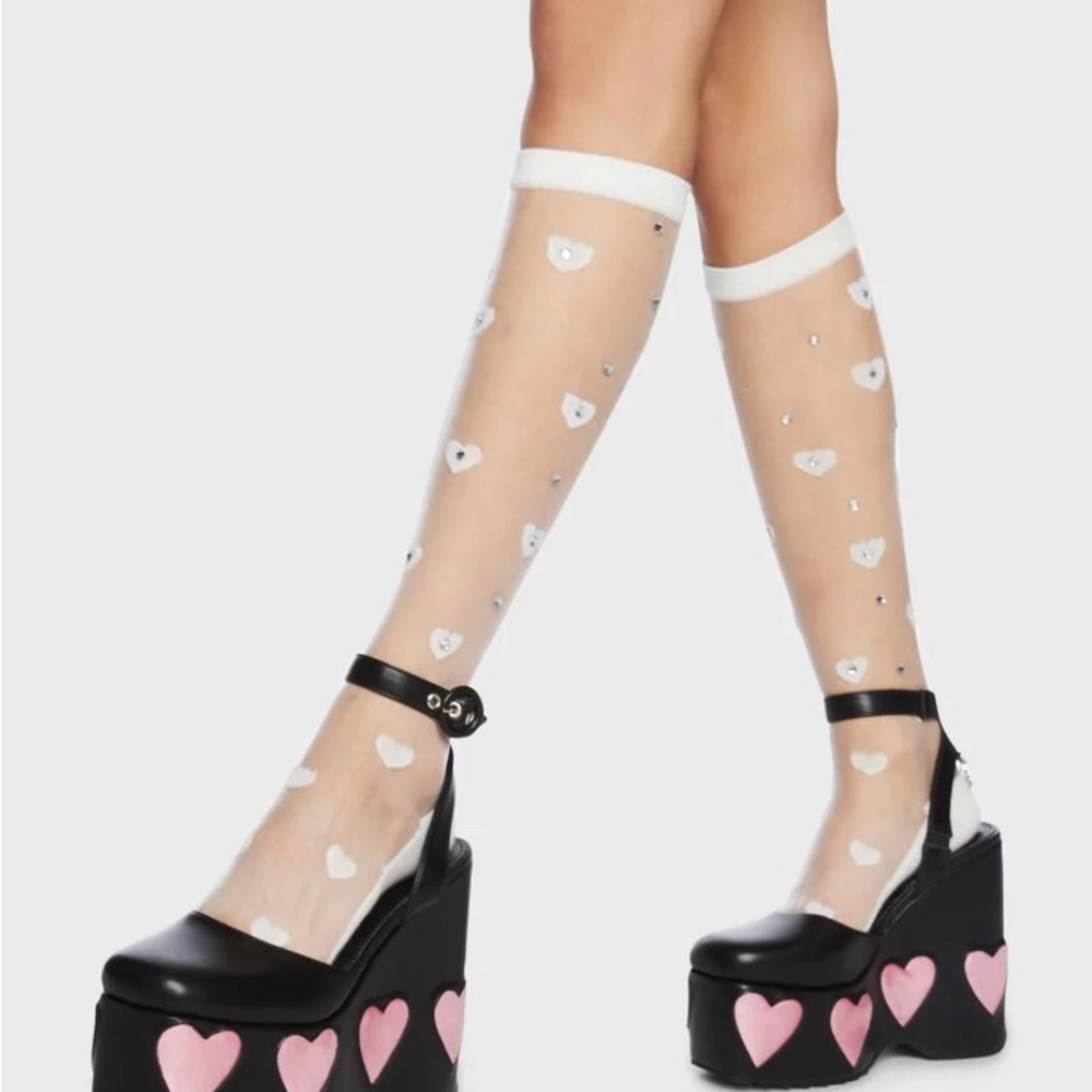 Dolls Kill Lamoda Future Stranger Pink Felt Heart Chunky Platform Heels - Picture 8 of 8